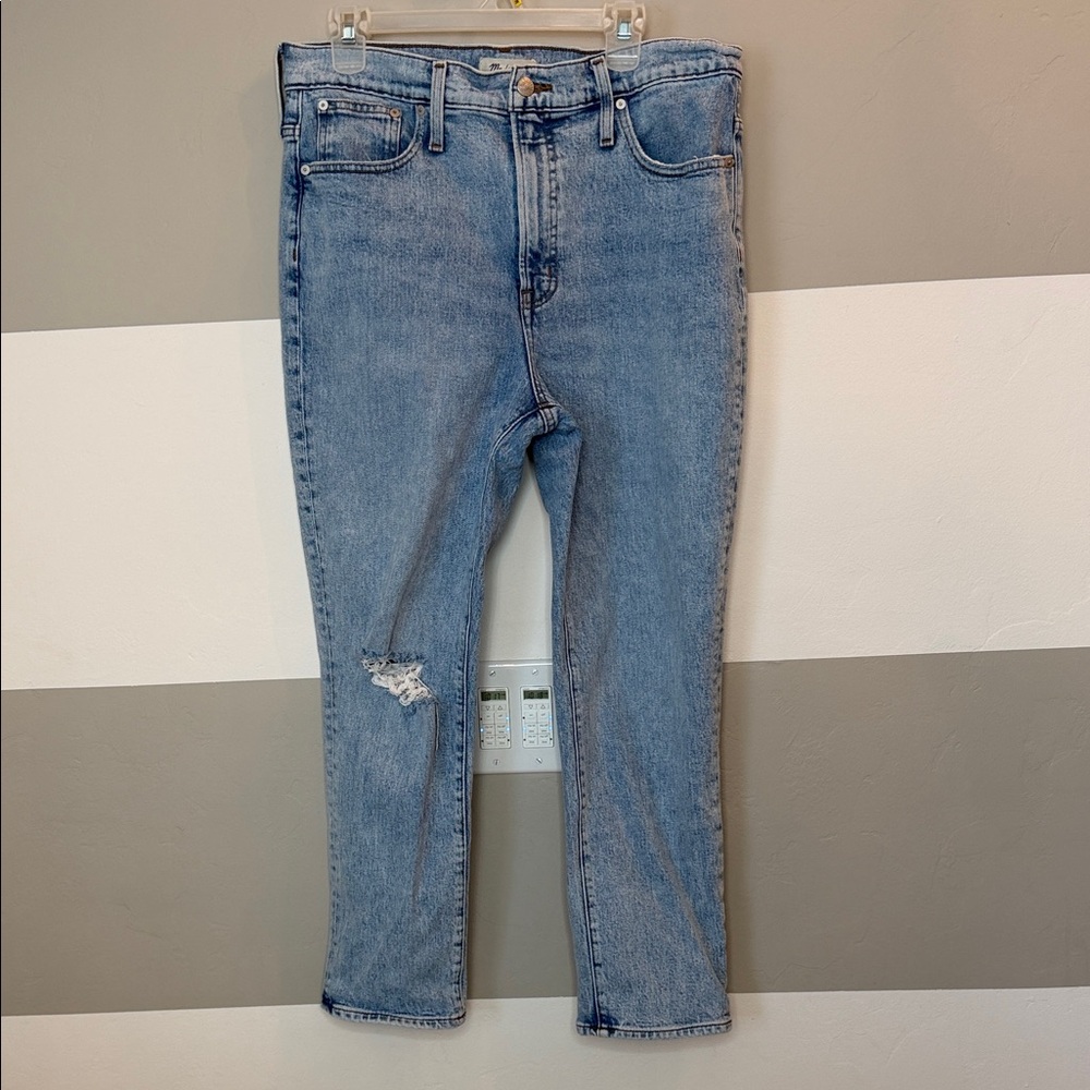 Madewell Light Wash The Perfect Vintage Straight-Leg Jeans Knee Distress sz 31